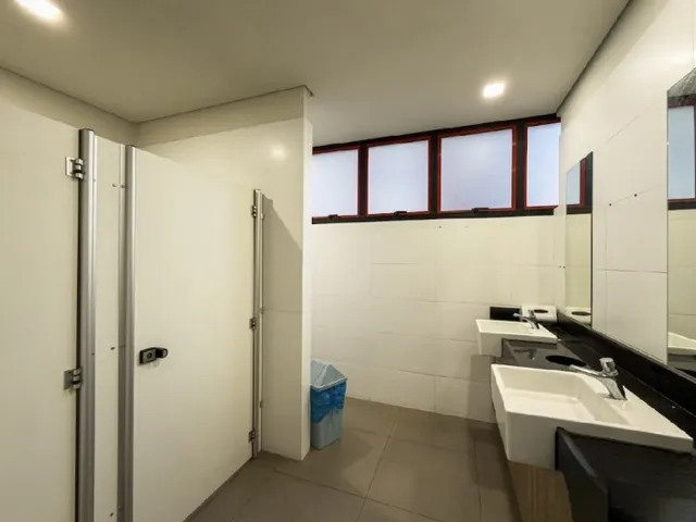 Conjunto comercial com 3000m², à venda ou para alugar, no bairro Campestre em Santo André