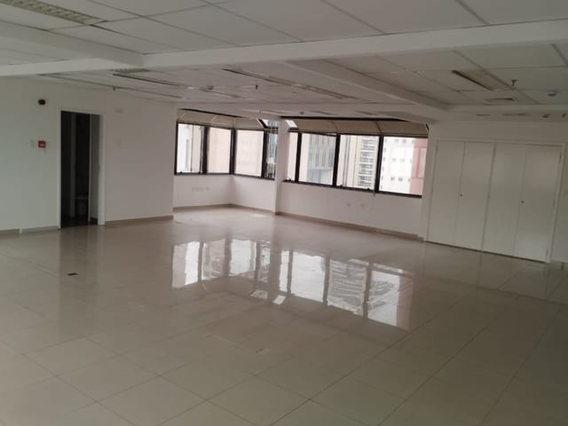 Foto do Conjunto comercial - Sala Comercial 97m² com 02 Banheiros,Copa, Vaga de garagem, Condominio Av Luiz carlos berrini, Brooklin.SP | Paulista Imóveis