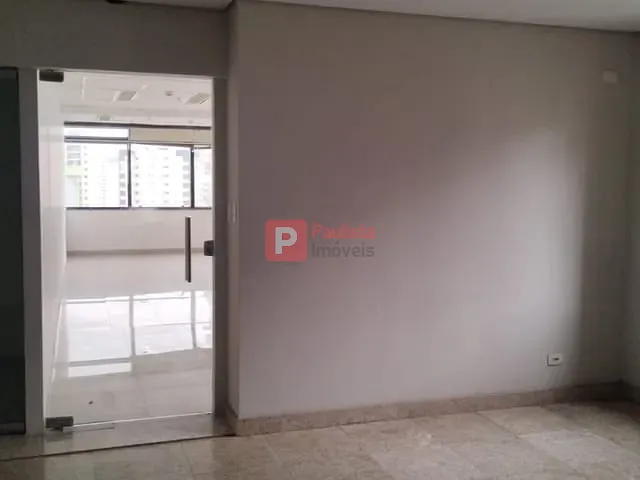Conjunto comercial à venda ou para alugar, no bairro Cidade Monções em São Paulo