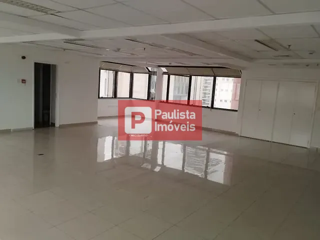 Conjunto comercial à venda ou para alugar, no bairro Cidade Monções em São Paulo