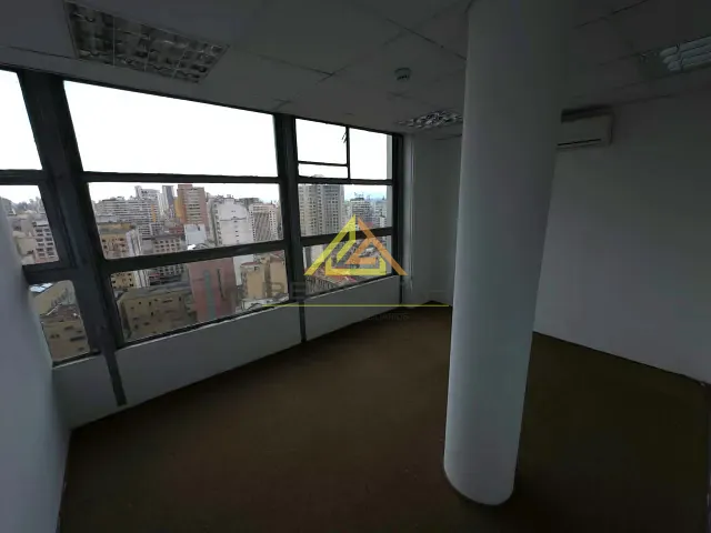 Conjunto comercial com 270m², à venda, no bairro Centro em São Paulo