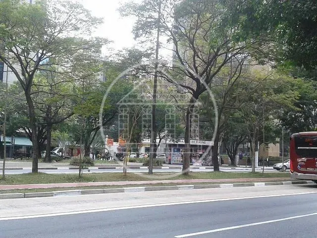 Conjunto comercial para alugar, no bairro Cidade Monções em São Paulo
