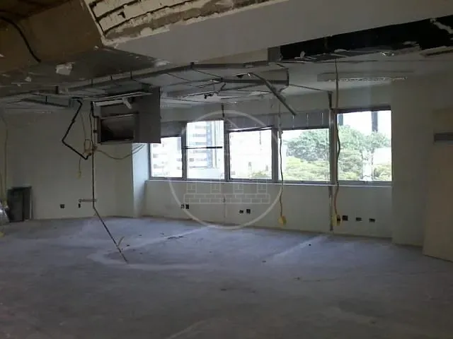 Conjunto comercial para alugar, no bairro Cidade Monções em São Paulo