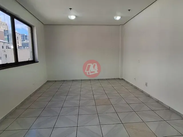 Conjunto comercial com 33m², para alugar, no bairro Centro Histórico em Porto Alegre