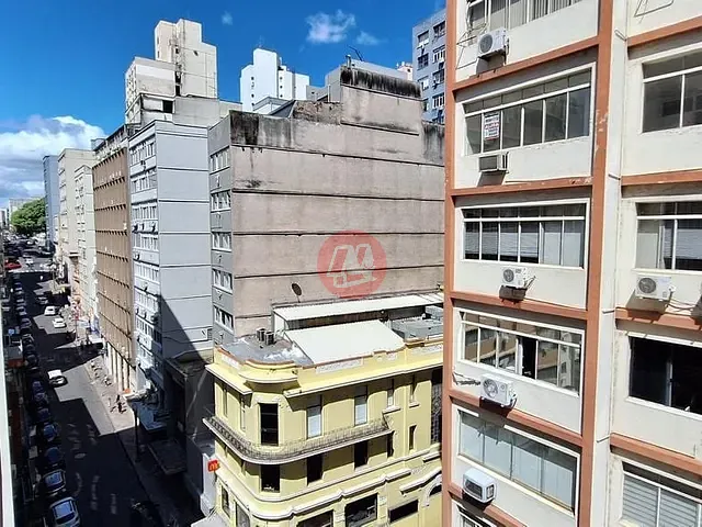Conjunto comercial com 33m², para alugar, no bairro Centro Histórico em Porto Alegre