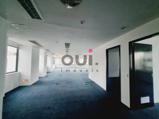 Conjunto comercial para alugar, no bairro Cidade Monções em São Paulo