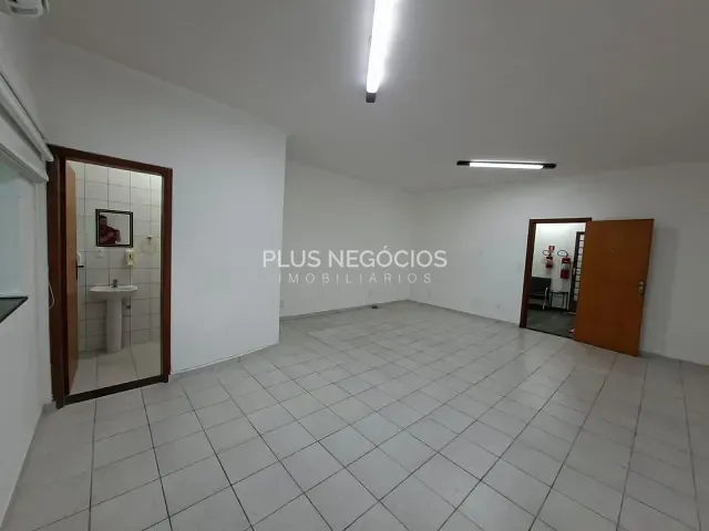 Conjunto comercial com 38m², para alugar, no bairro Vila Independência em Sorocaba