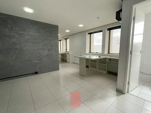 Conjunto comercial para alugar, no bairro Santana em São Paulo