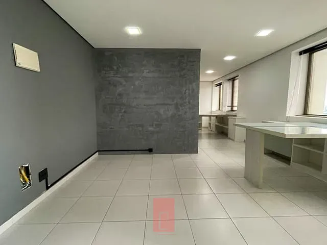 Conjunto comercial para alugar, no bairro Santana em São Paulo