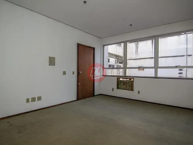 Conjunto comercial com 25m², para alugar, no bairro Centro Histórico em Porto Alegre