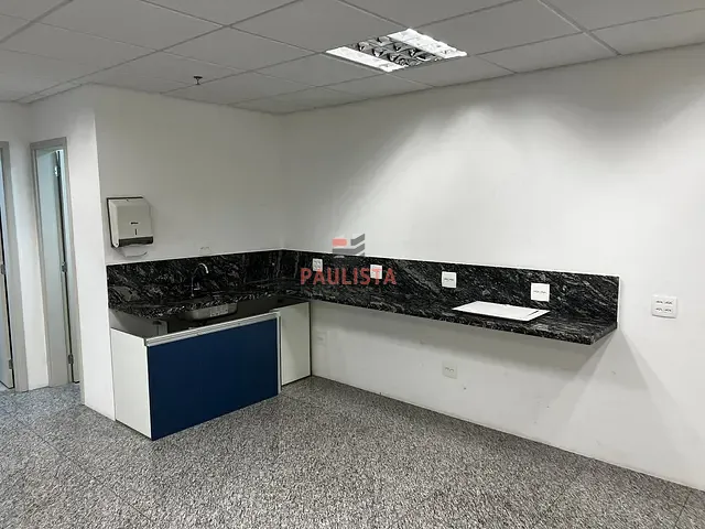 Conjunto comercial com 109m², à venda, no bairro Conceição em São Paulo