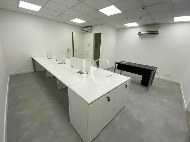 Conjunto comercial para alugar, no bairro Santo Amaro em São Paulo