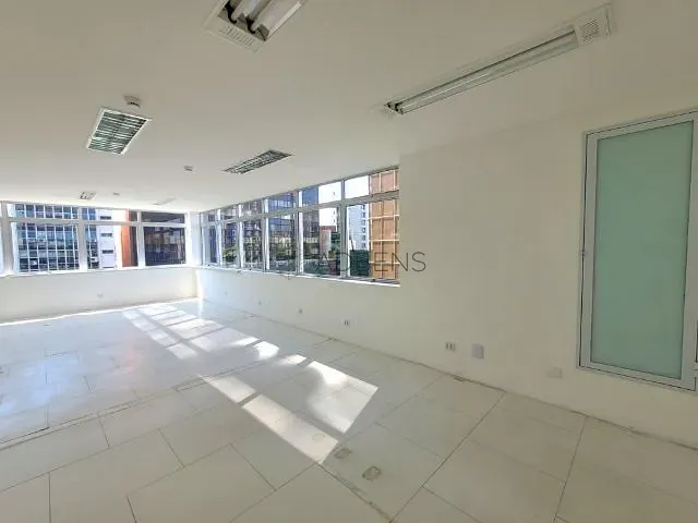 Conjunto comercial para alugar, no bairro Jardim Paulistano em São Paulo