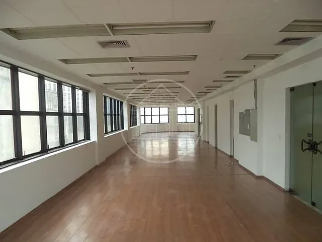 Conjunto comercial para alugar, no bairro Vila Buarque em São Paulo