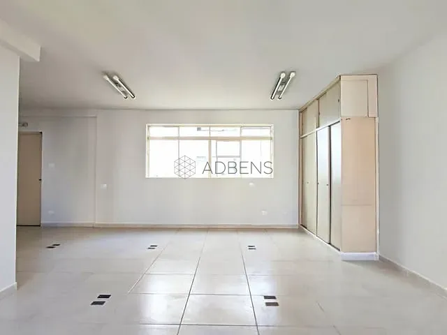 Conjunto comercial para alugar, no bairro Liberdade em São Paulo
