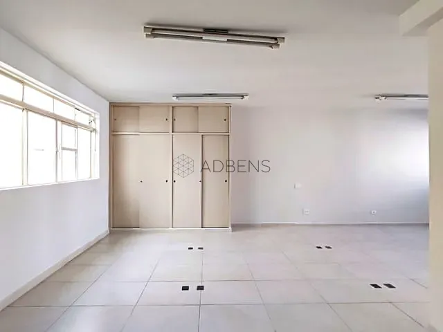 Conjunto comercial para alugar, no bairro Liberdade em São Paulo