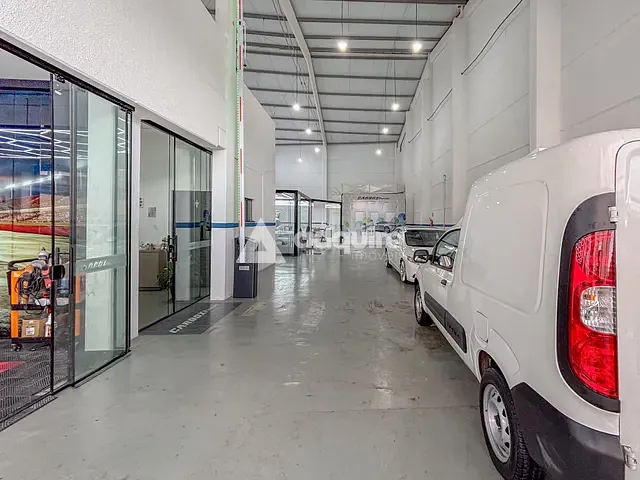 Conjunto comercial para alugar, no bairro Nova Rússia em Ponta Grossa