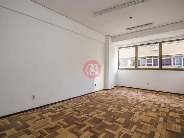 Conjunto comercial com 25m², para alugar, no bairro Centro Histórico em Porto Alegre