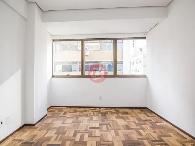 Conjunto comercial com 25m², para alugar, no bairro Centro Histórico em Porto Alegre
