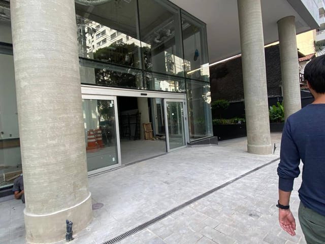 Conjunto comercial com 33m², à venda ou para alugar, no bairro Cerqueira César em São Paulo