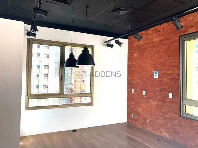Conjunto comercial para alugar, no bairro Vila Nova Conceição em São Paulo