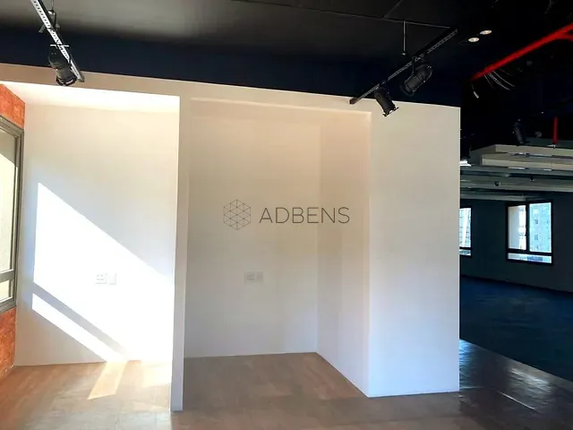 Conjunto comercial para alugar, no bairro Vila Nova Conceição em São Paulo