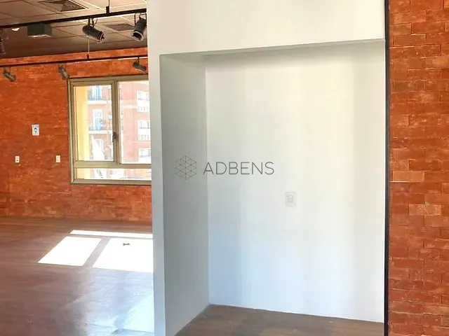 Conjunto comercial para alugar, no bairro Vila Nova Conceição em São Paulo