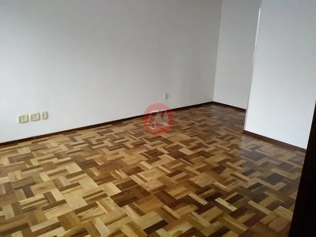 Conjunto comercial com 25m², para alugar, no bairro Centro Histórico em Porto Alegre