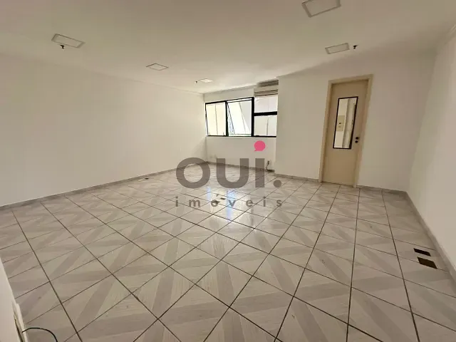 Conjunto comercial para alugar, no bairro Indianópolis em São Paulo