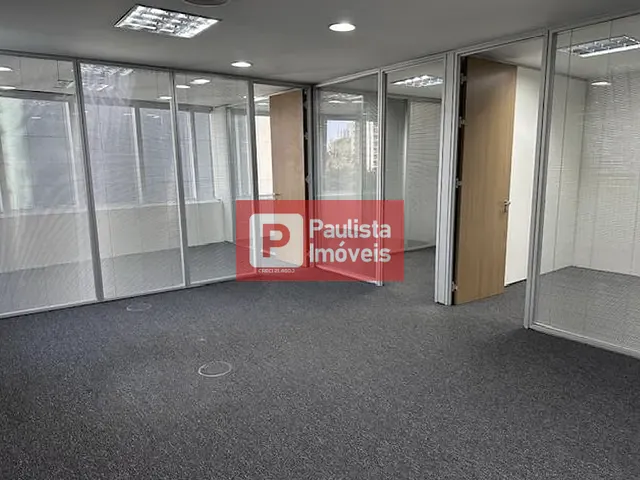 Conjunto comercial com 150m², para alugar, no bairro Cidade Monções em São Paulo