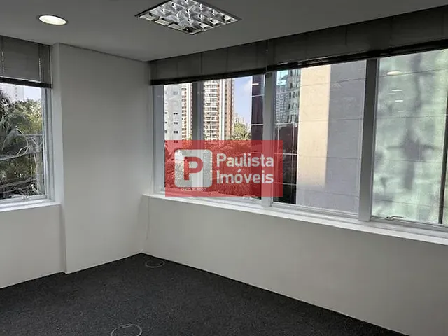 Conjunto comercial com 150m², para alugar, no bairro Cidade Monções em São Paulo