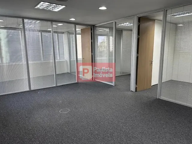 Conjunto comercial com 150m², para alugar, no bairro Cidade Monções em São Paulo