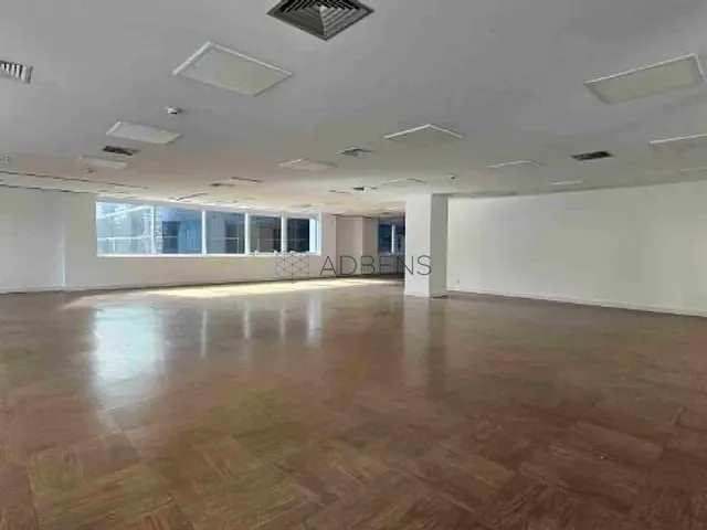 Conjunto comercial para alugar, no bairro Bela Vista em São Paulo
