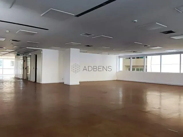 Conjunto comercial para alugar, no bairro Bela Vista em São Paulo