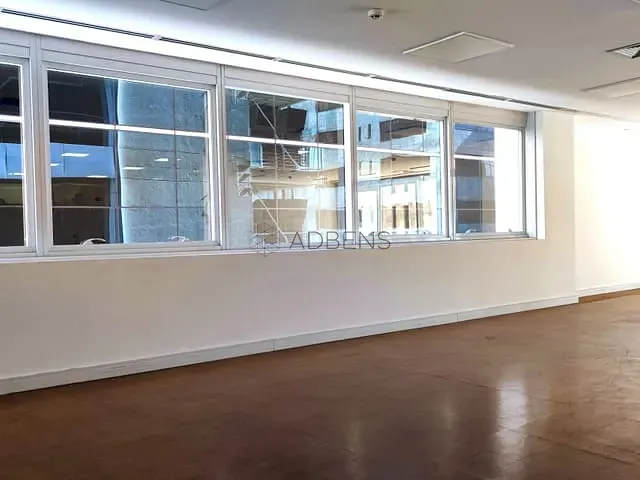 Conjunto comercial para alugar, no bairro Bela Vista em São Paulo