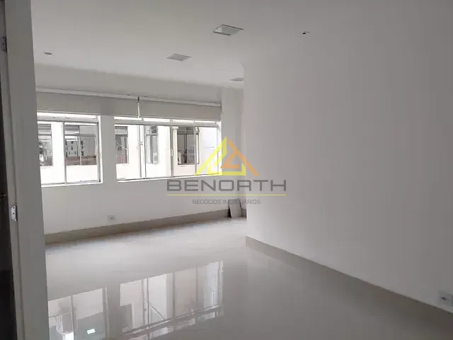 Conjunto comercial com 116m², para alugar, no bairro Centro em São Paulo
