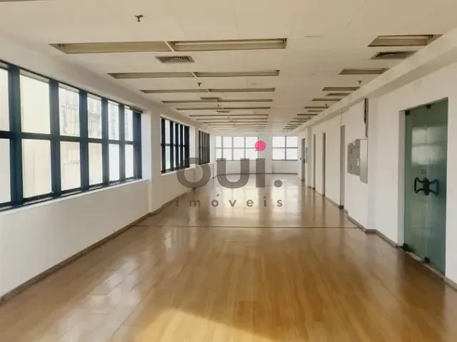 Conjunto comercial à venda ou para alugar, no bairro Vila Buarque em São Paulo