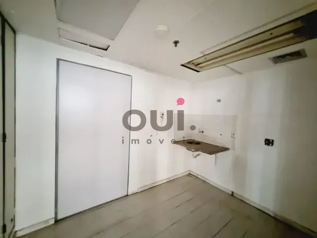 Conjunto comercial à venda ou para alugar, no bairro Vila Buarque em São Paulo