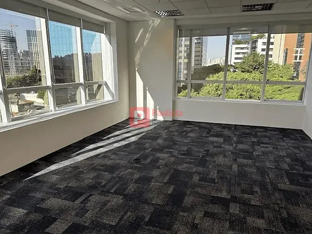Conjunto comercial para alugar, no bairro Cidade Monções em São Paulo