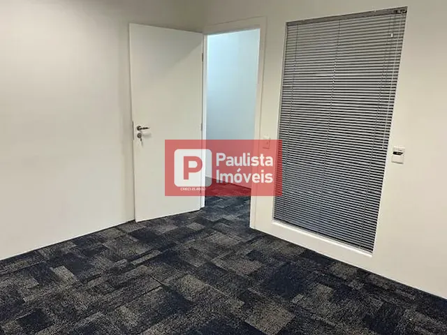 Conjunto comercial para alugar, no bairro Cidade Monções em São Paulo