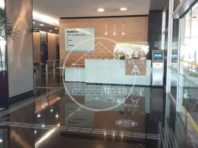 Conjunto comercial com 2844m², à venda ou para alugar, no bairro Jardim São Luís (Zona Sul) em São Paulo
