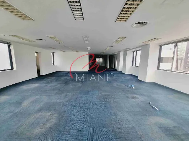 Conjunto comercial para alugar, no bairro Cidade Monções em São Paulo