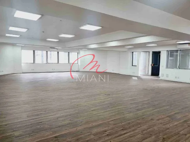 Conjunto comercial com 437m², à venda ou para alugar, no bairro Cidade Monções em São Paulo