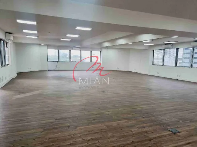 Conjunto comercial com 437m², à venda ou para alugar, no bairro Cidade Monções em São Paulo