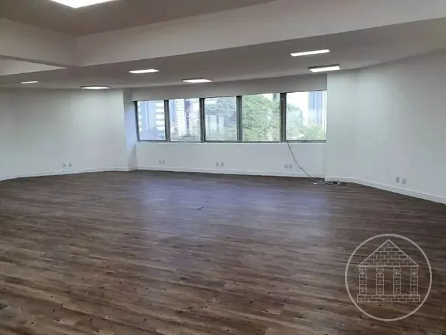 Conjunto comercial com 204m², à venda ou para alugar, no bairro Cidade Monções em São Paulo