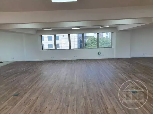 Conjunto comercial com 204m², à venda ou para alugar, no bairro Cidade Monções em São Paulo