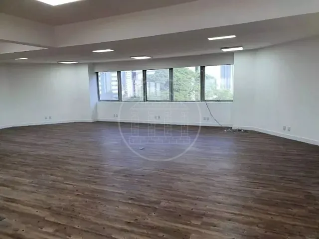 Conjunto comercial com 204m², à venda ou para alugar, no bairro Cidade Monções em São Paulo