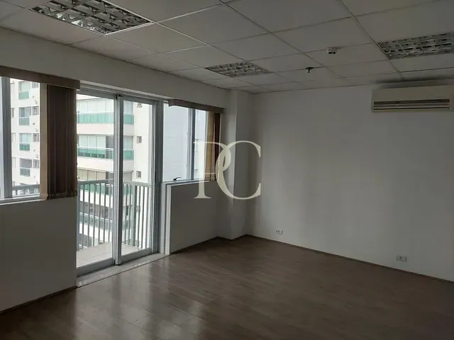 Conjunto comercial para alugar, no bairro Santo Amaro em São Paulo