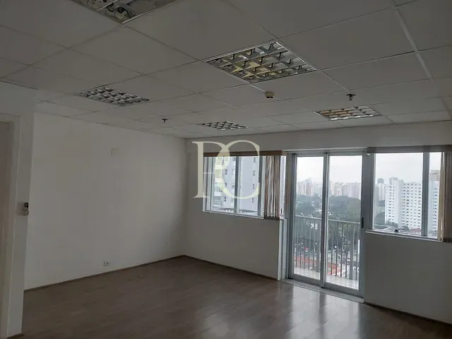 Conjunto comercial para alugar, no bairro Santo Amaro em São Paulo