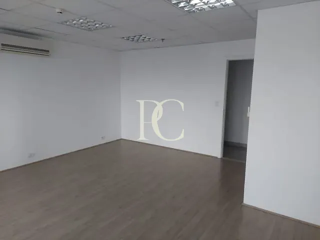 Conjunto comercial para alugar, no bairro Santo Amaro em São Paulo